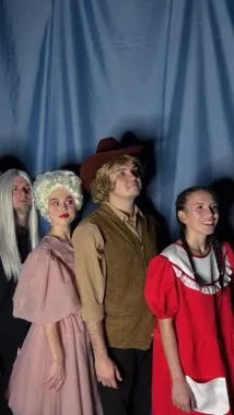 Спектакль Вверх тормашками